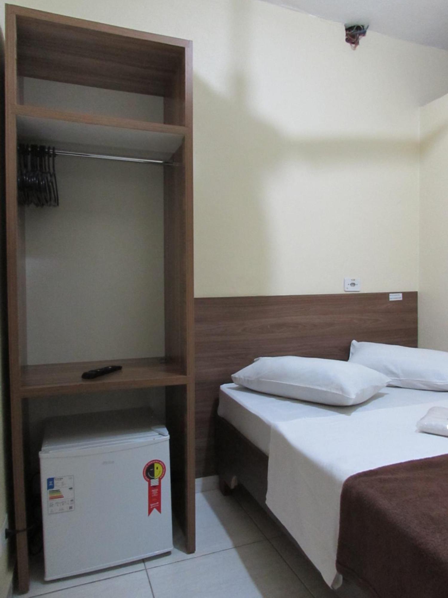 Hotel Biz A 8 Minutos Do Bras, A 15 Minutos Da 25 De Marco E A 8 Minutos Do Bom Retiro ساو باولو المظهر الخارجي الصورة